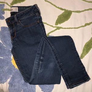 Low rise dark wash Hollister jeans
